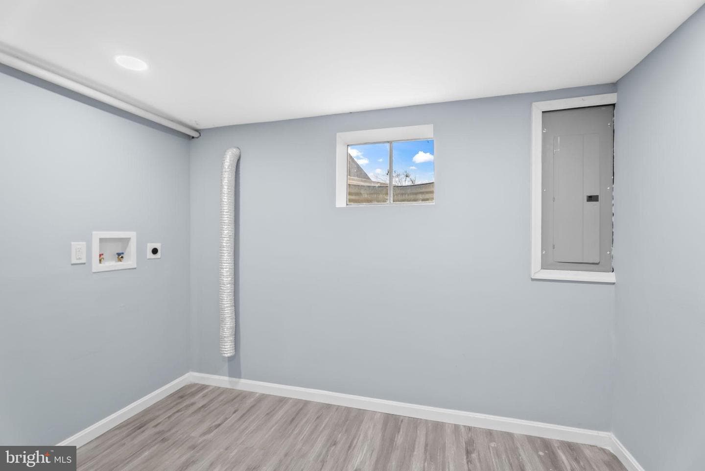 4302 Henderson Road photo 27