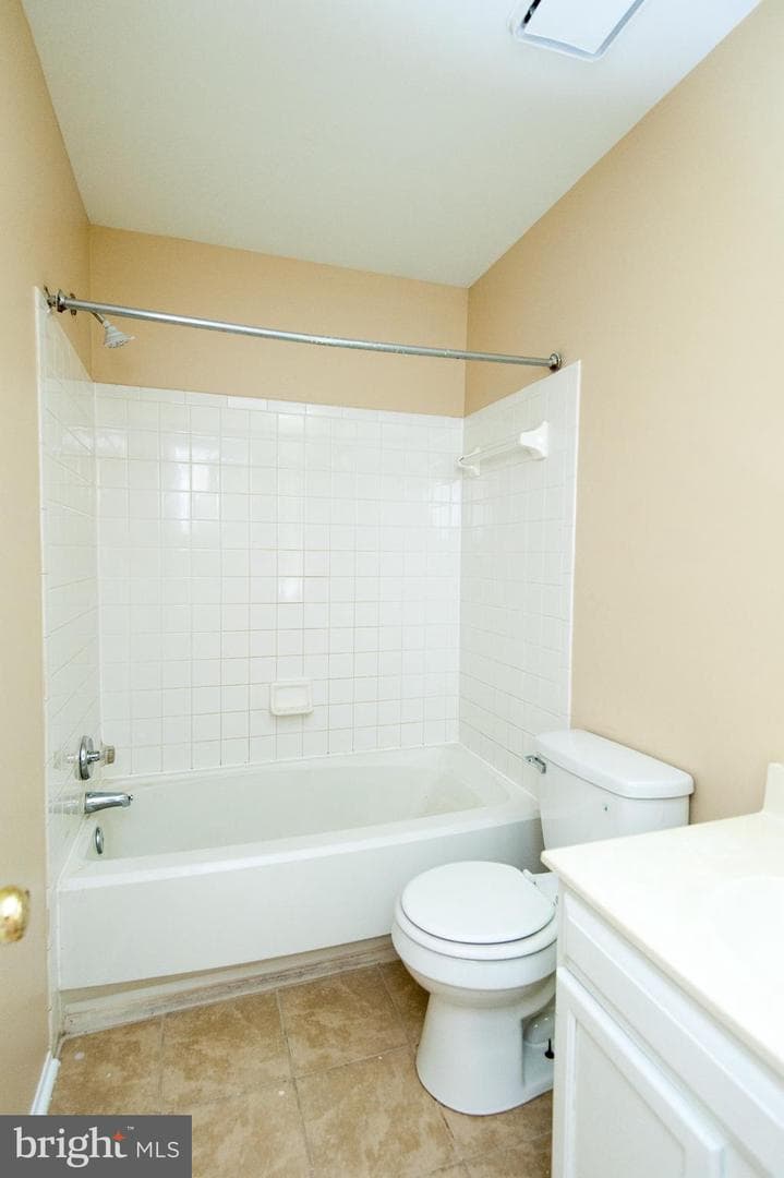 10749 Kitchener Court photo 32