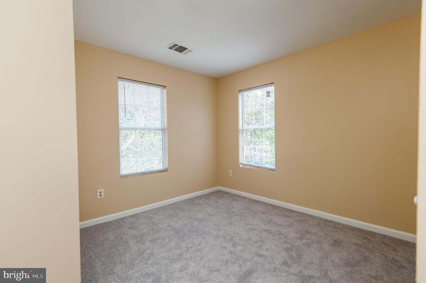 10749 Kitchener Court photo 34