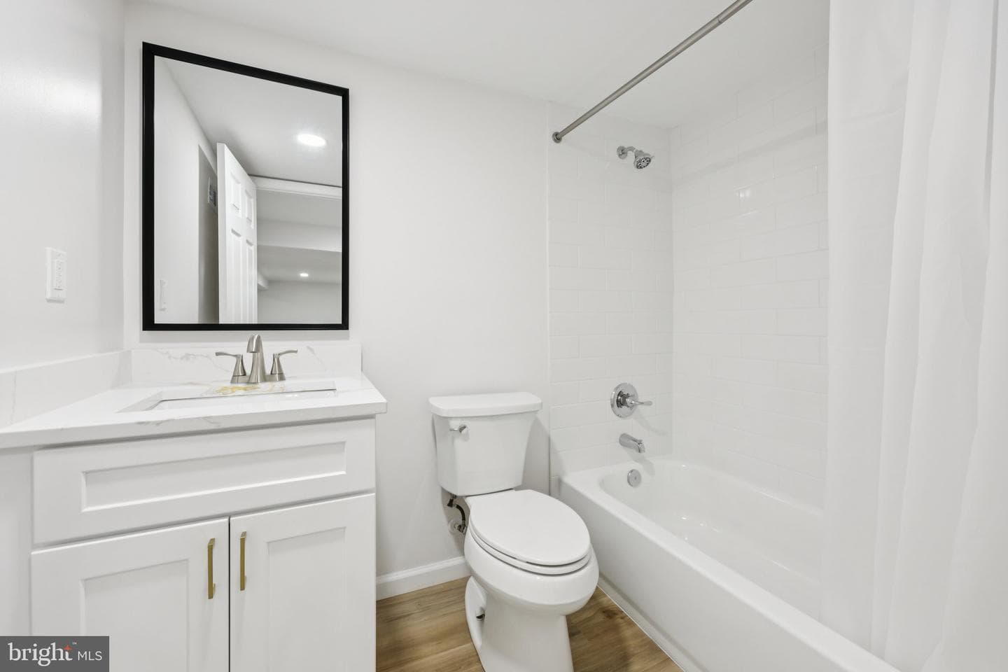 1409 Fenwood Avenue photo 13