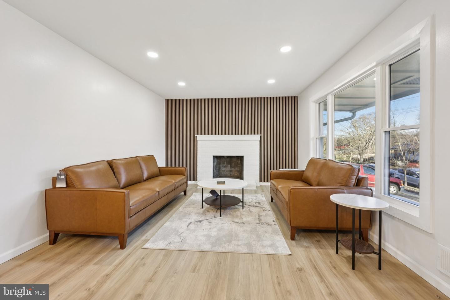 1409 Fenwood Avenue photo 2
