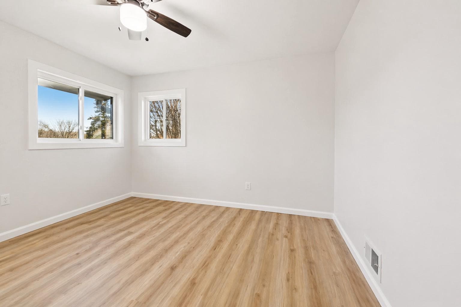 1409 Fenwood Avenue photo 7