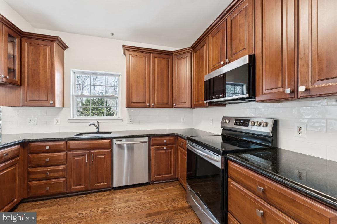 8629 Park Avenue photo 11