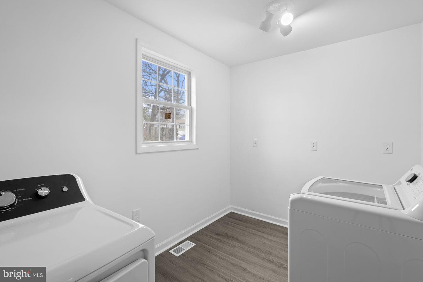 7012 Flagstaff Street photo 27
