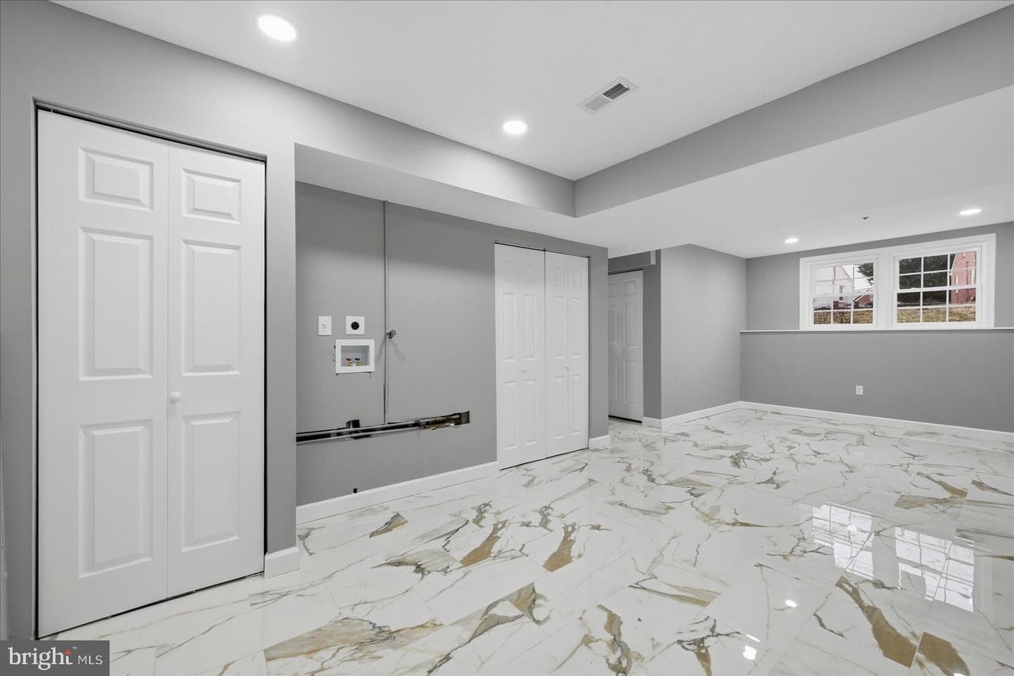 6915 Adel Street photo 26