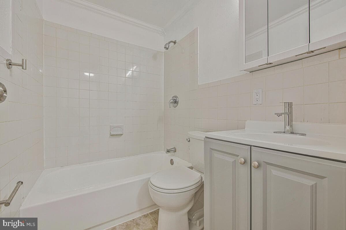 1722 Village Green Drive #a-12 photo 20