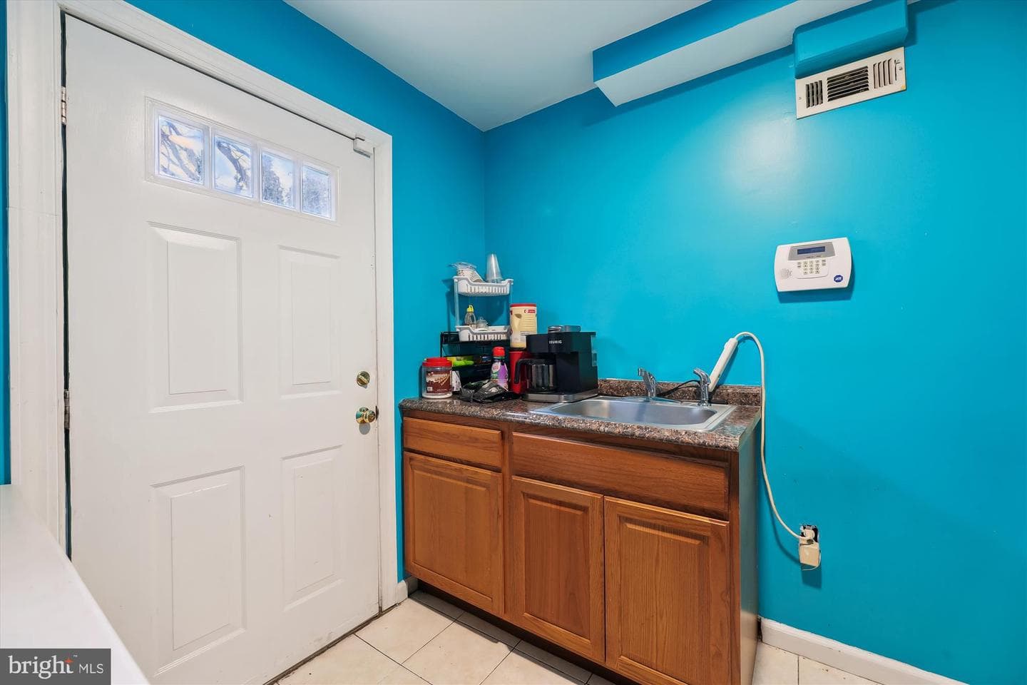501 67th Place photo 29