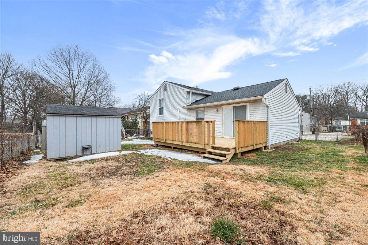 8624 Irvin Avenue photo 24