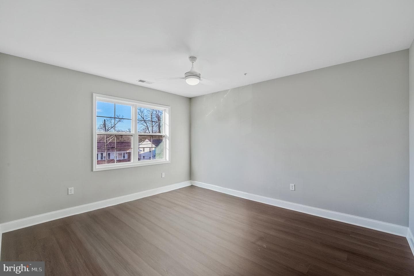 9208 4th Street photo 36