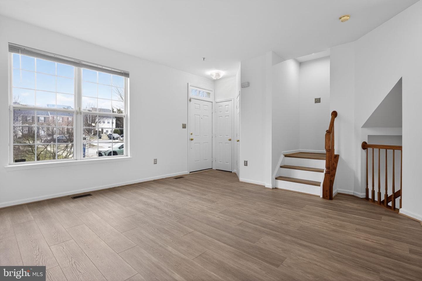 9745 Quiet Brook Lane photo 11