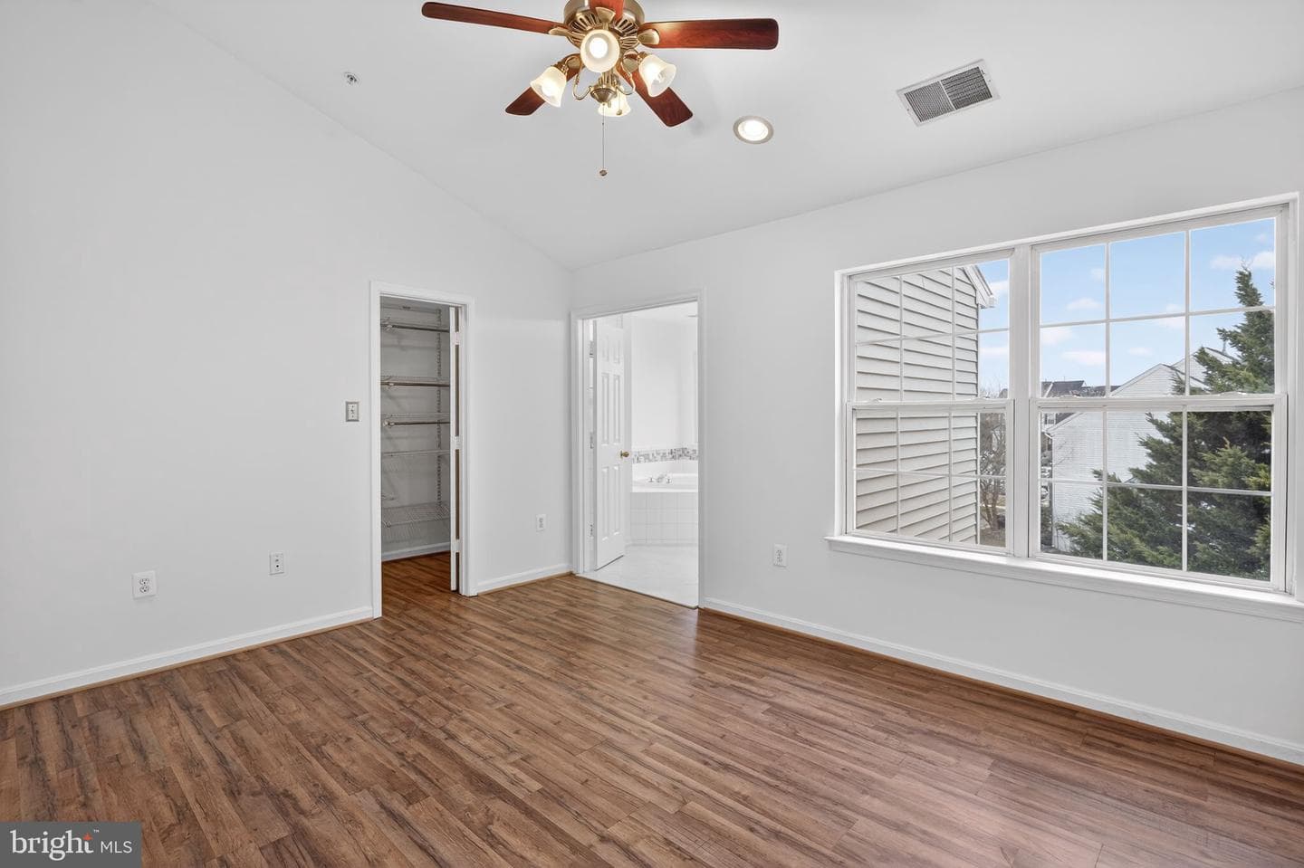 9745 Quiet Brook Lane photo 34