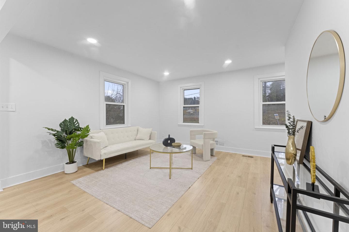 1205 Abel Avenue photo 6