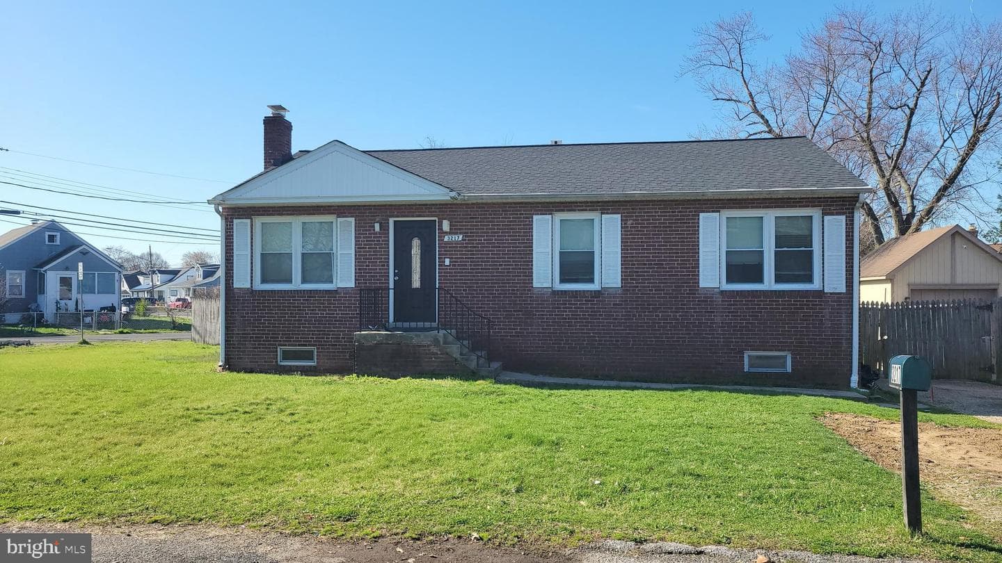 3217 Randall Road photo 2