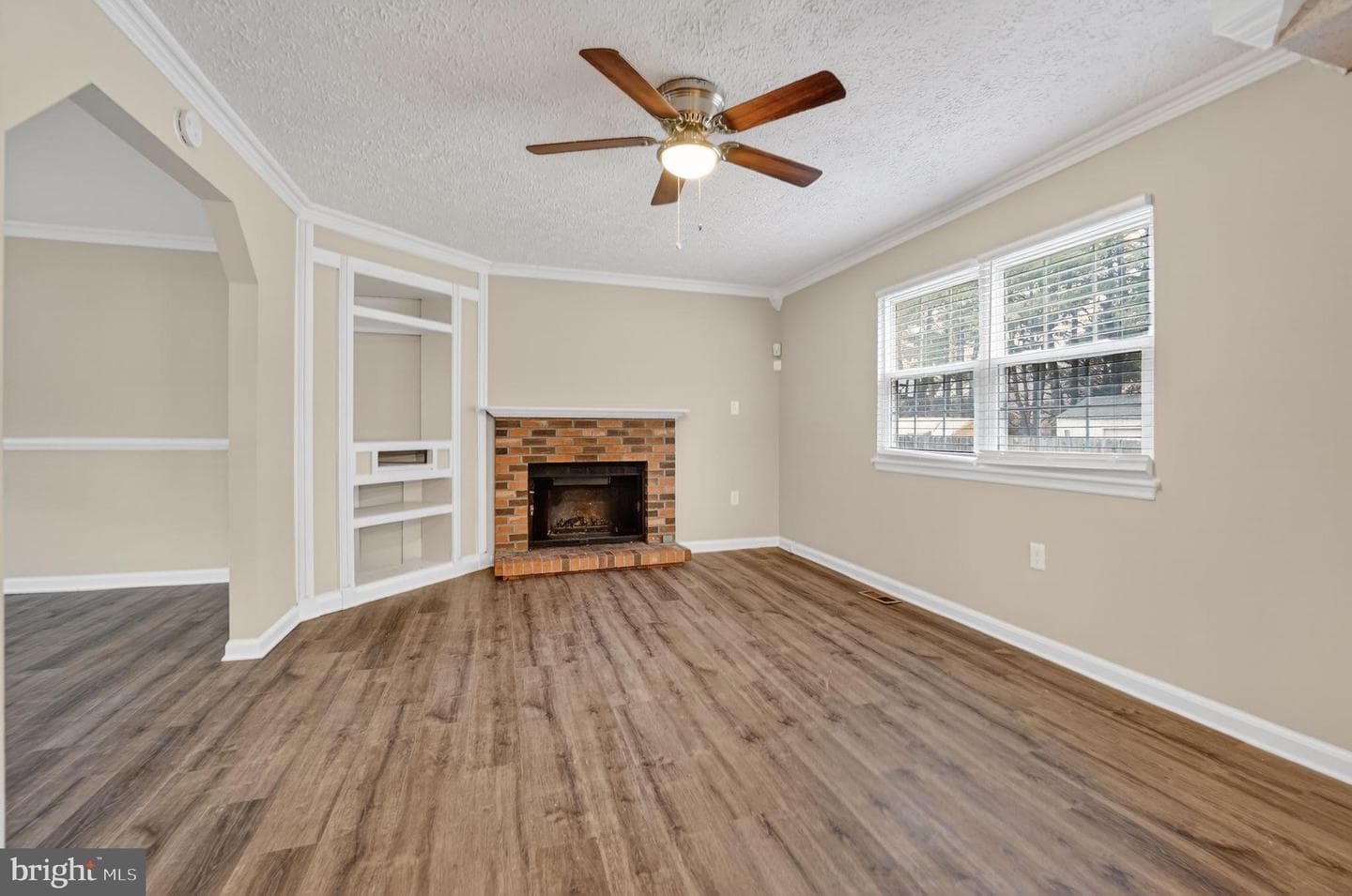 5904 Mardella Boulevard photo 4