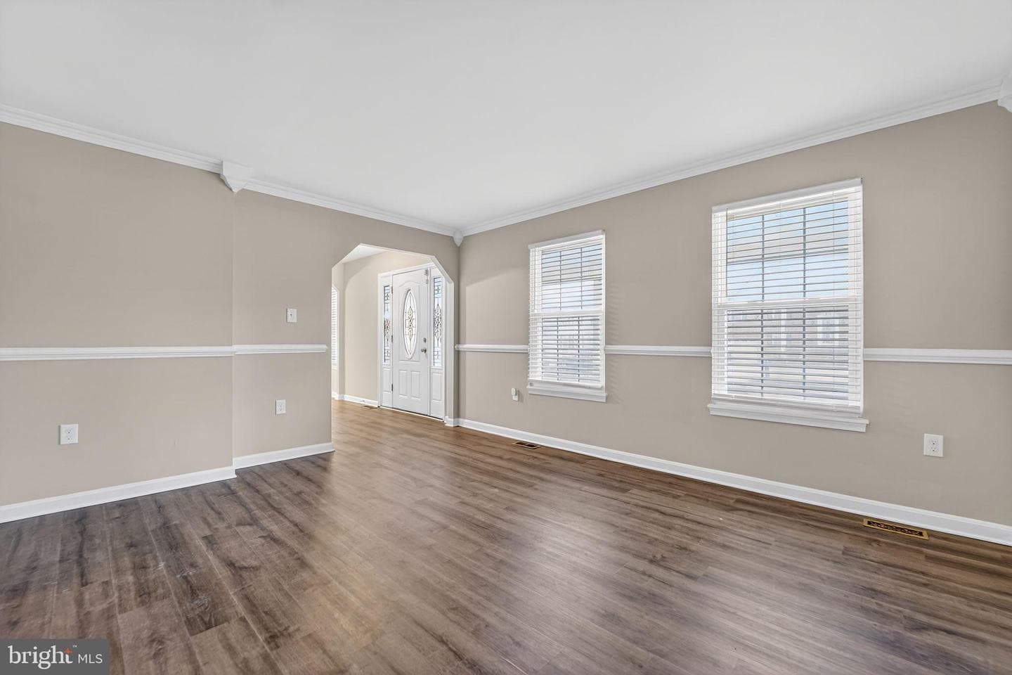 5904 Mardella Boulevard photo 5