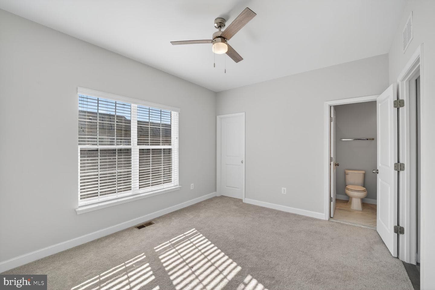 620 Leigh Way photo 23