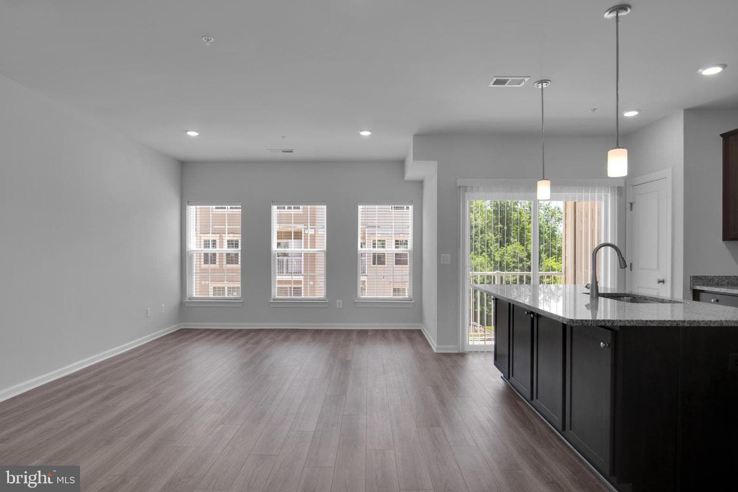 9712 Vang Drive photo 9