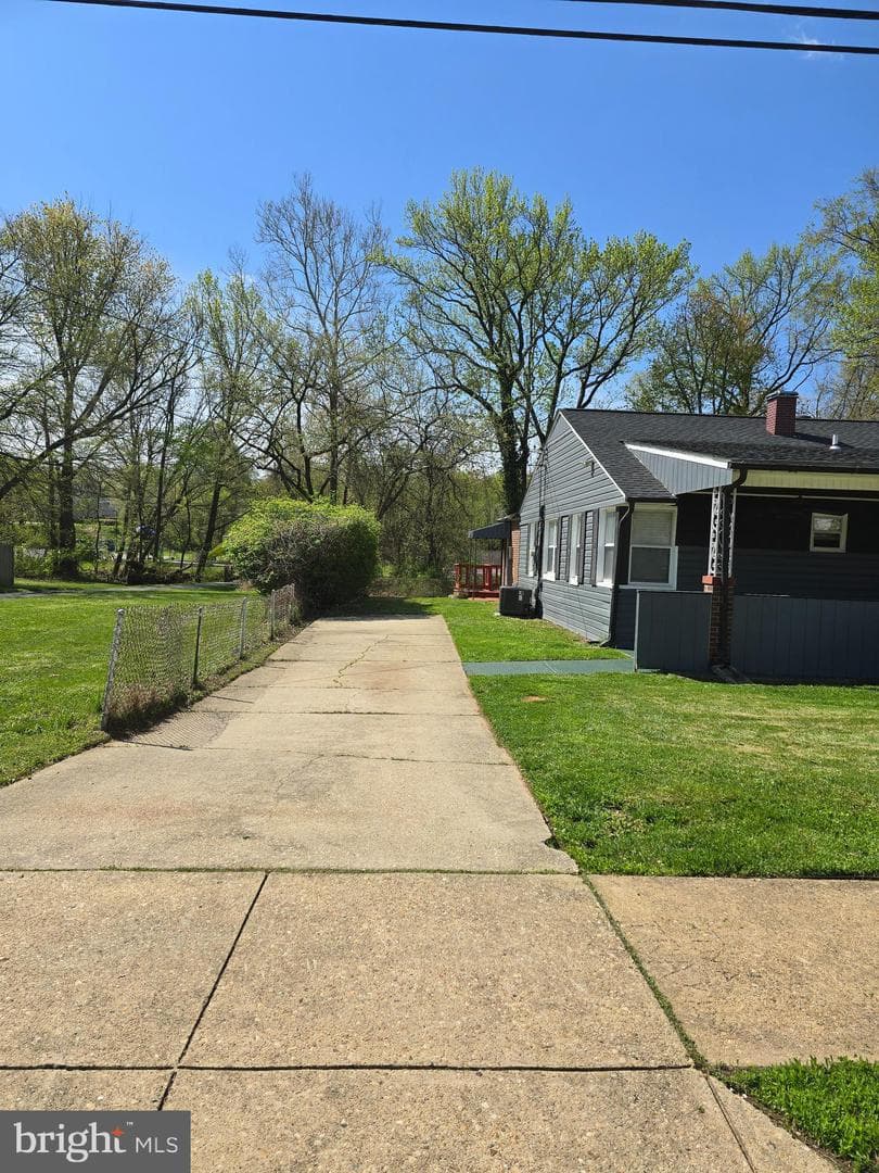 7627 Greenleaf Road, Landover