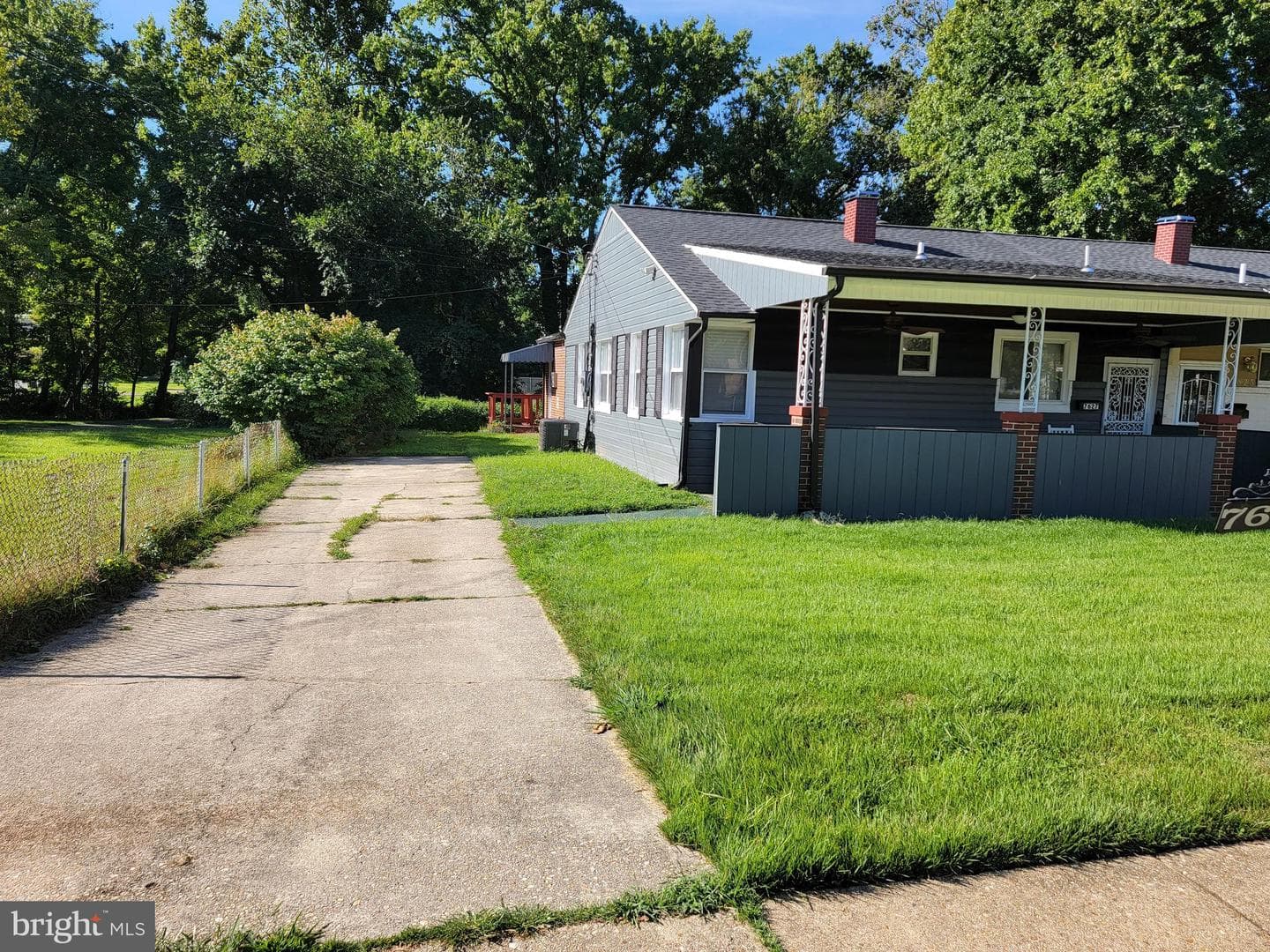 7627 Greenleaf Road photo 3