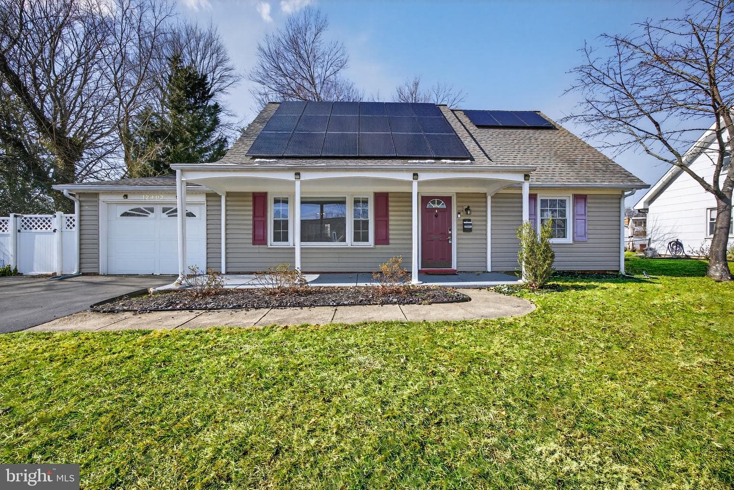 12402 Sarah Lane photo 16