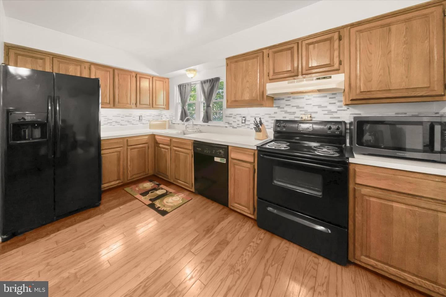15702 Appleton Court photo 12