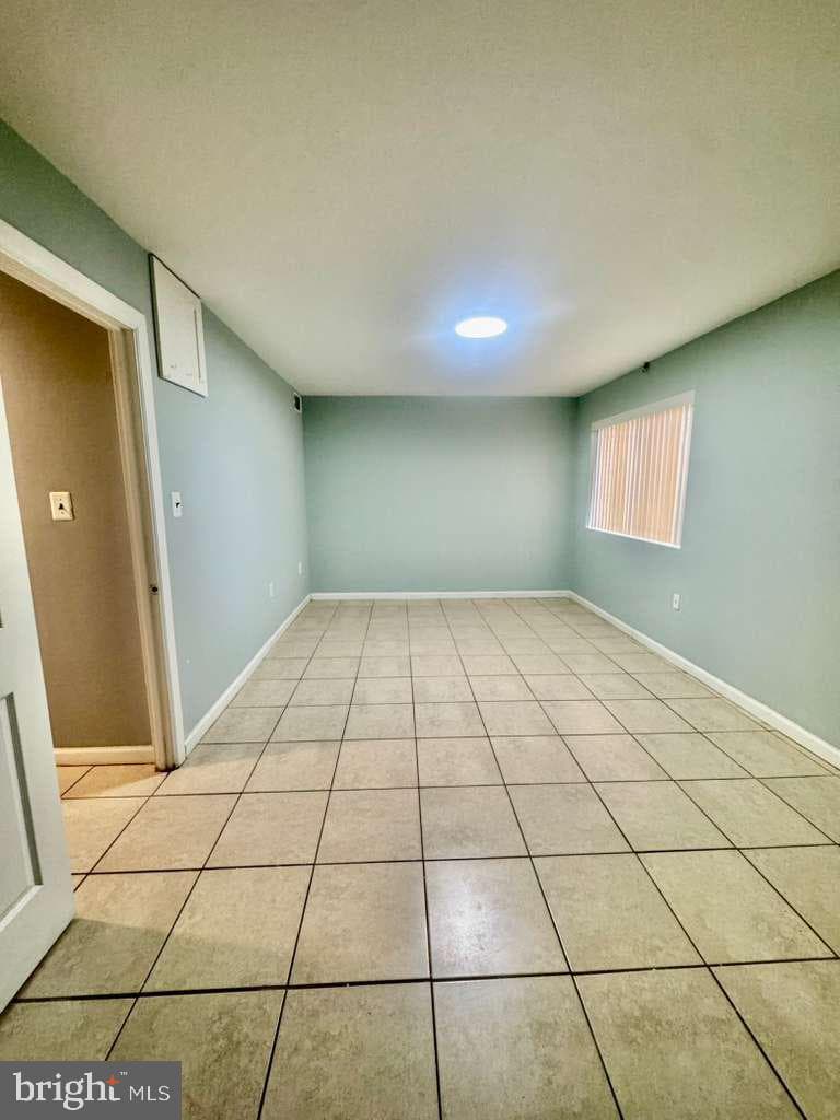 9278 Adelphi Road #103 photo 16