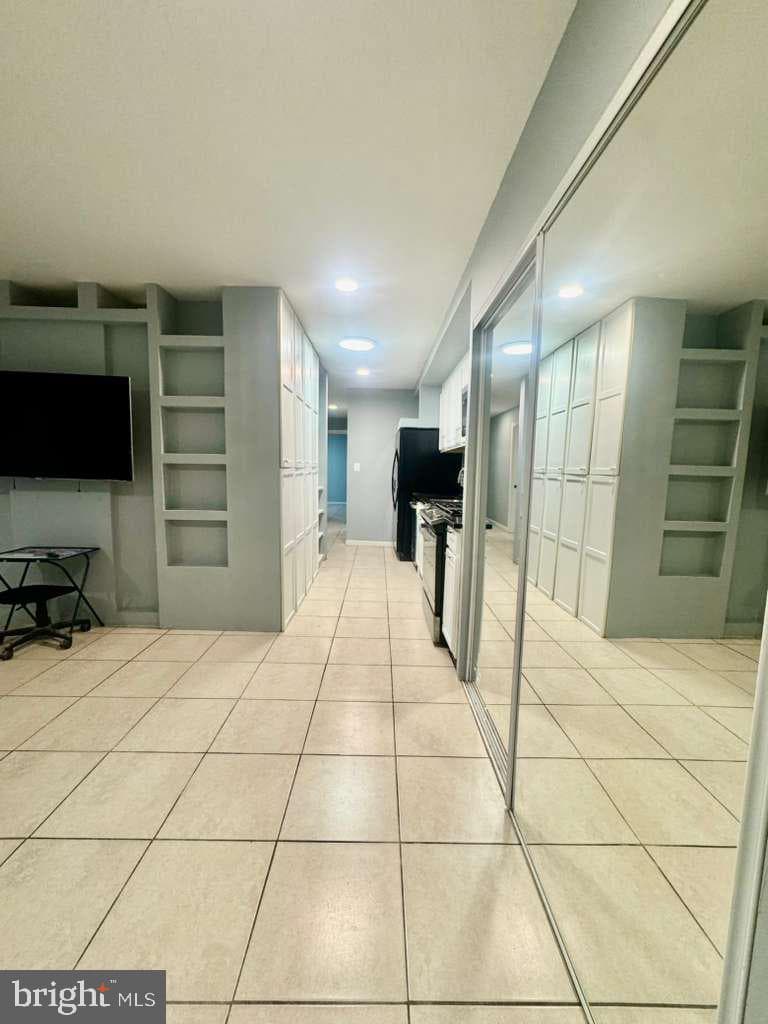 9278 Adelphi Road #103 photo 3
