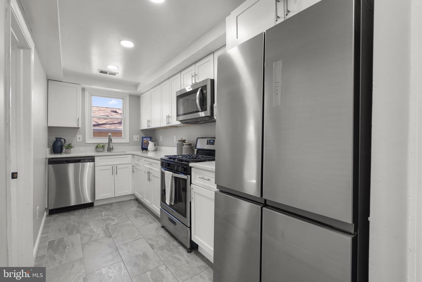 3408 42nd Avenue photo 8