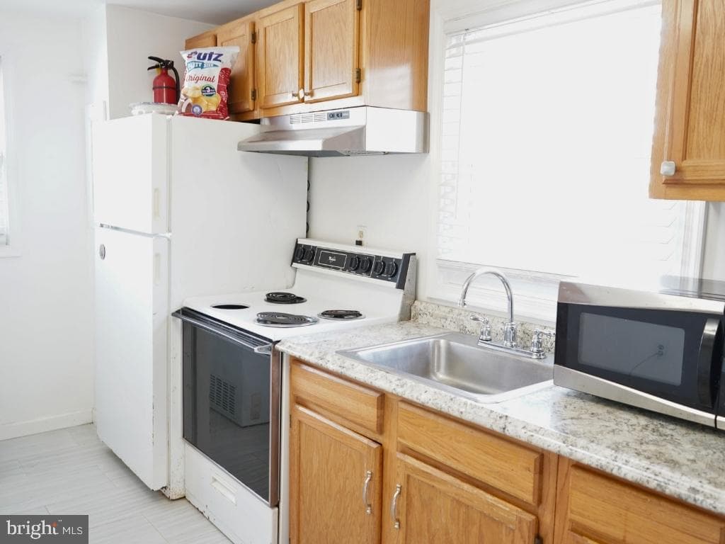 12826 Glynis Road photo 23