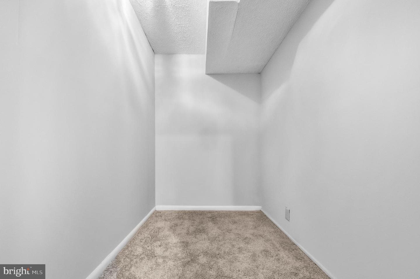 4303 Skyline Drive photo 21
