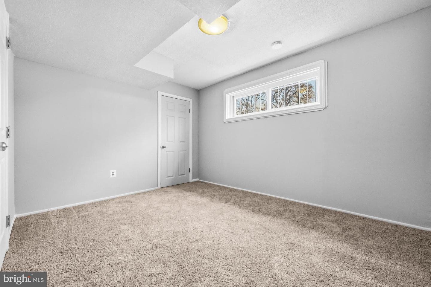 4303 Skyline Drive photo 24