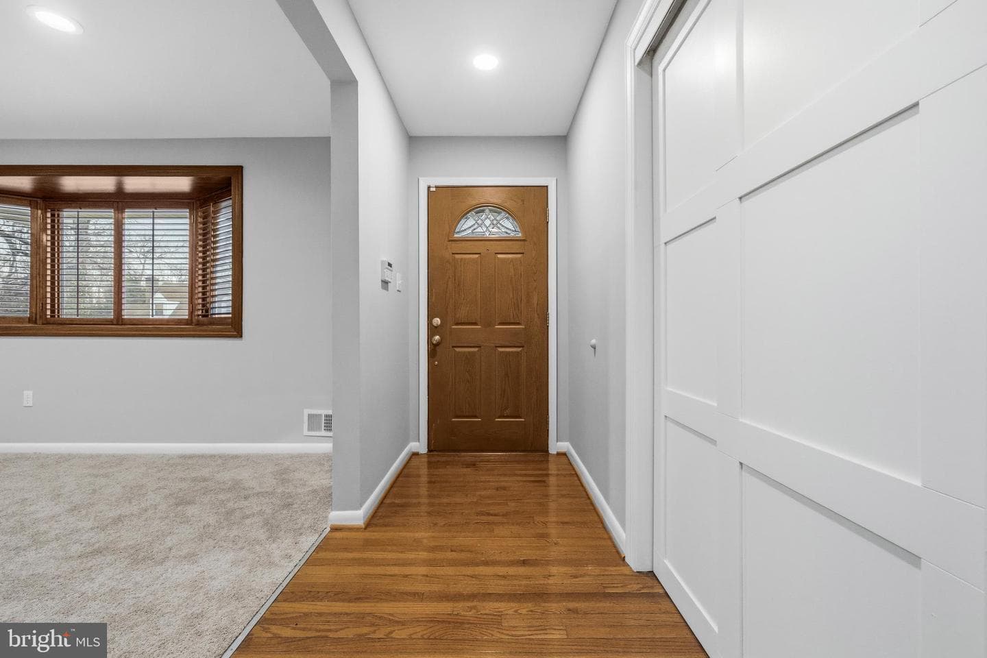 4303 Skyline Drive photo 3