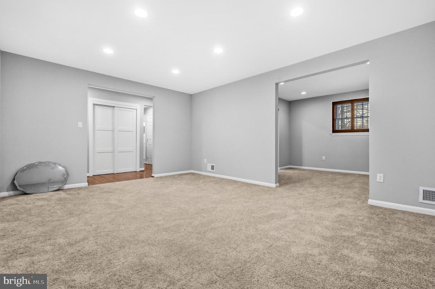 4303 Skyline Drive photo 5