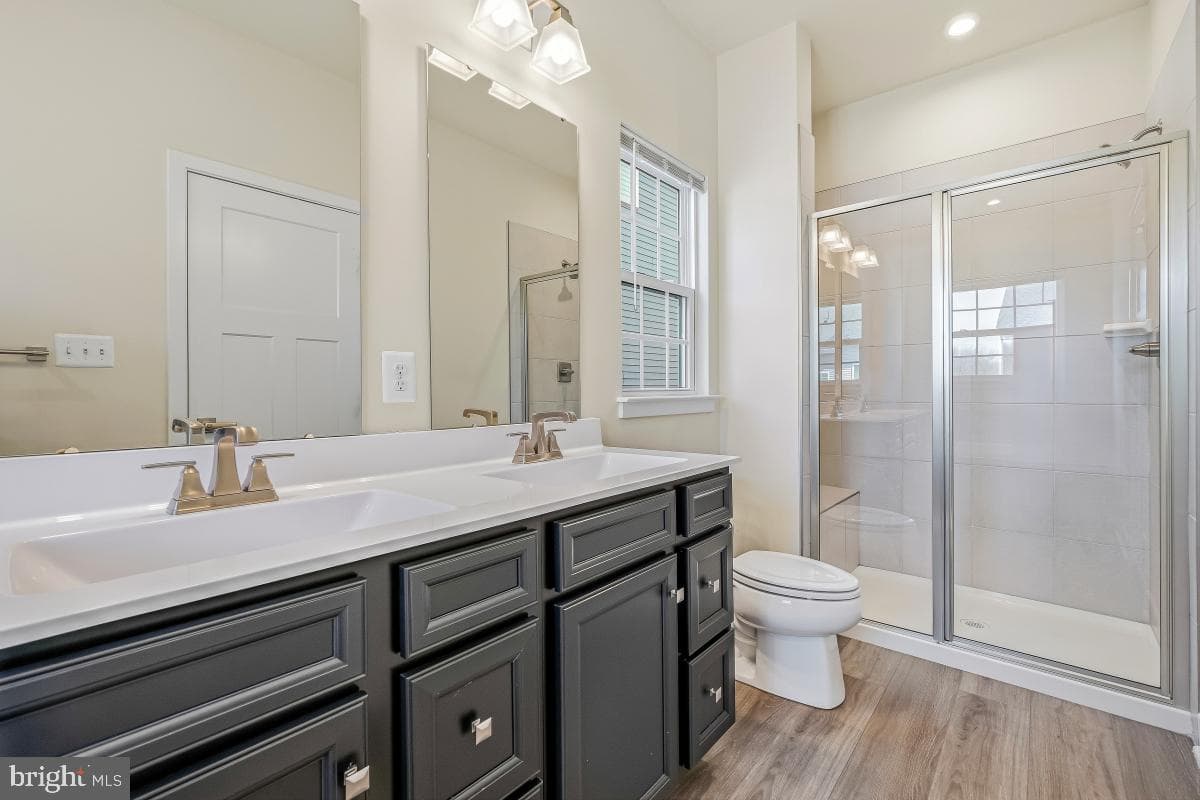 16328 Fife Way photo 27