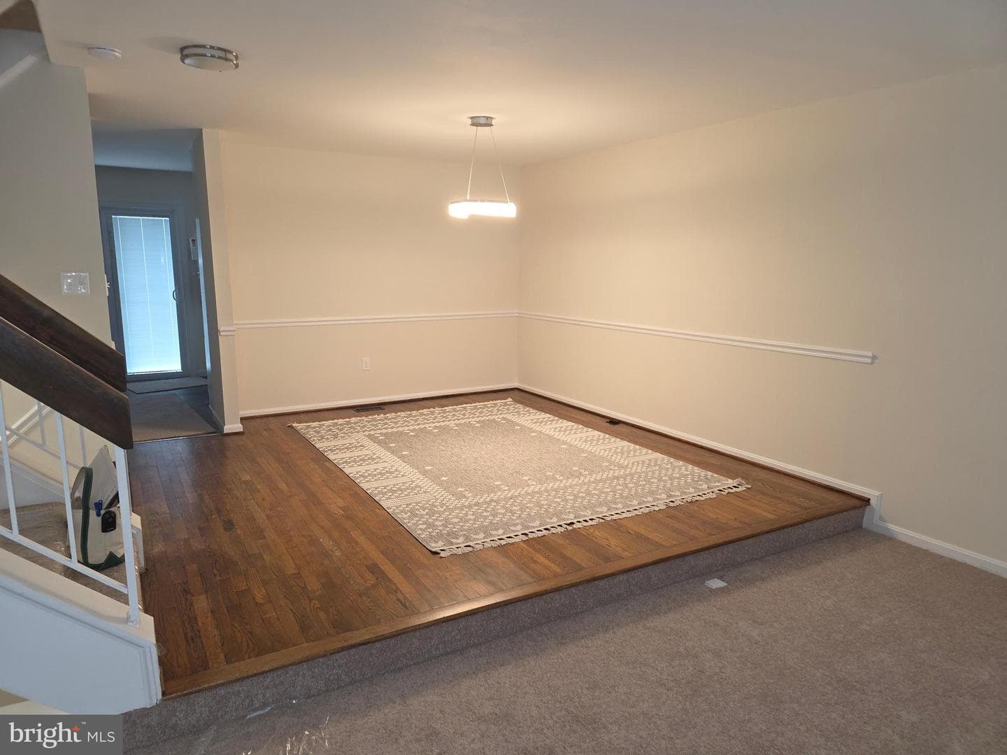 6919 Forbes Boulevard photo 28