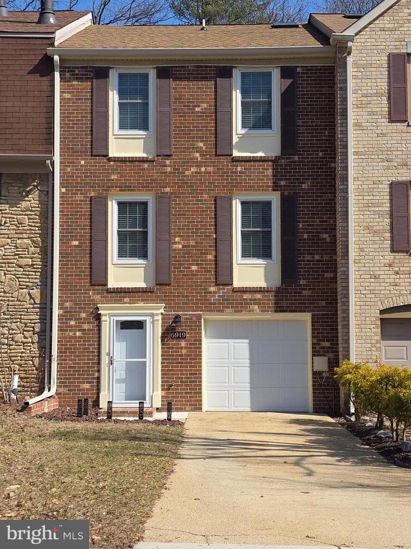 6919 Forbes Boulevard photo 31