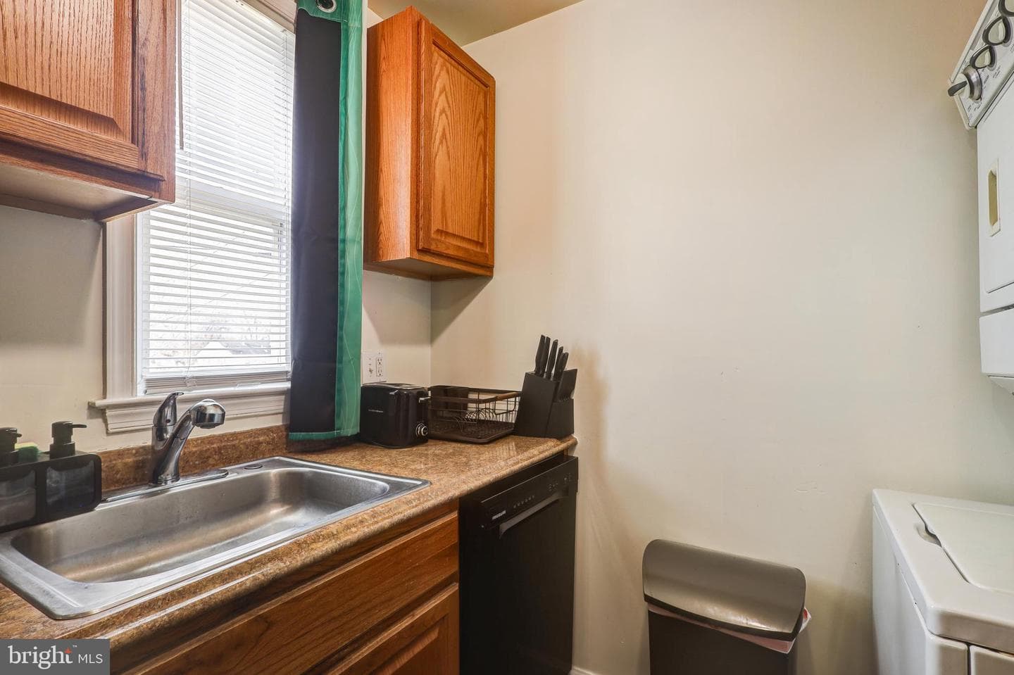 2512 Kent Village Drive photo 8
