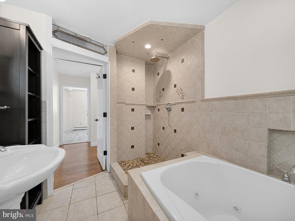 13610 Woodedge Drive photo 21