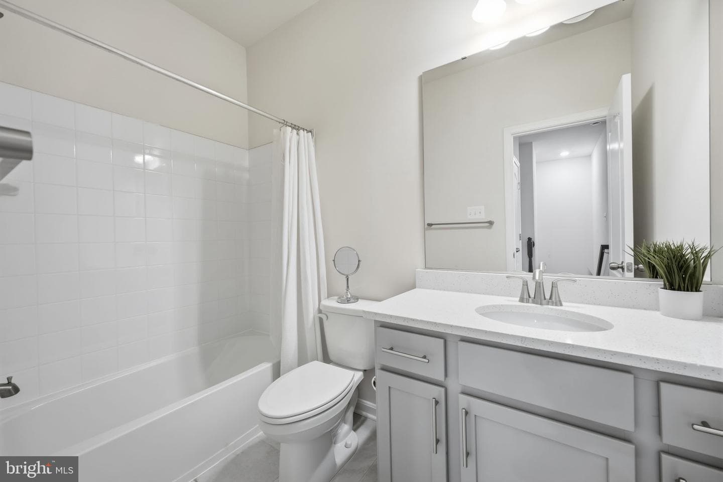 217 Southwind Drive photo 31