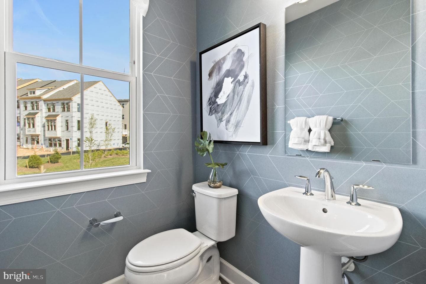 3414 Chester Alley photo 11