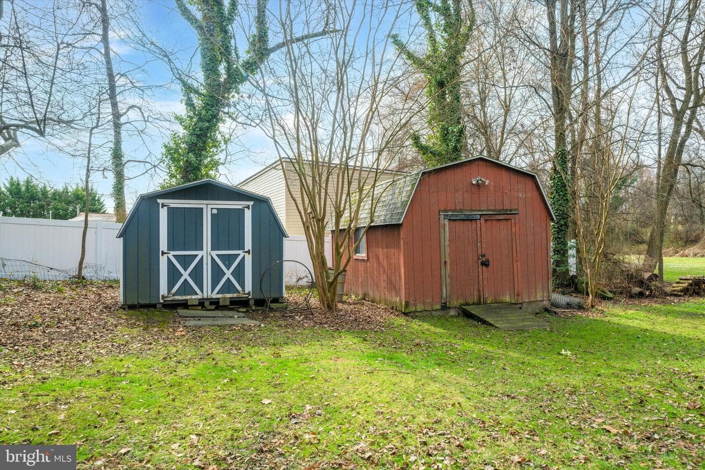 4615 Greenwood Road photo 42