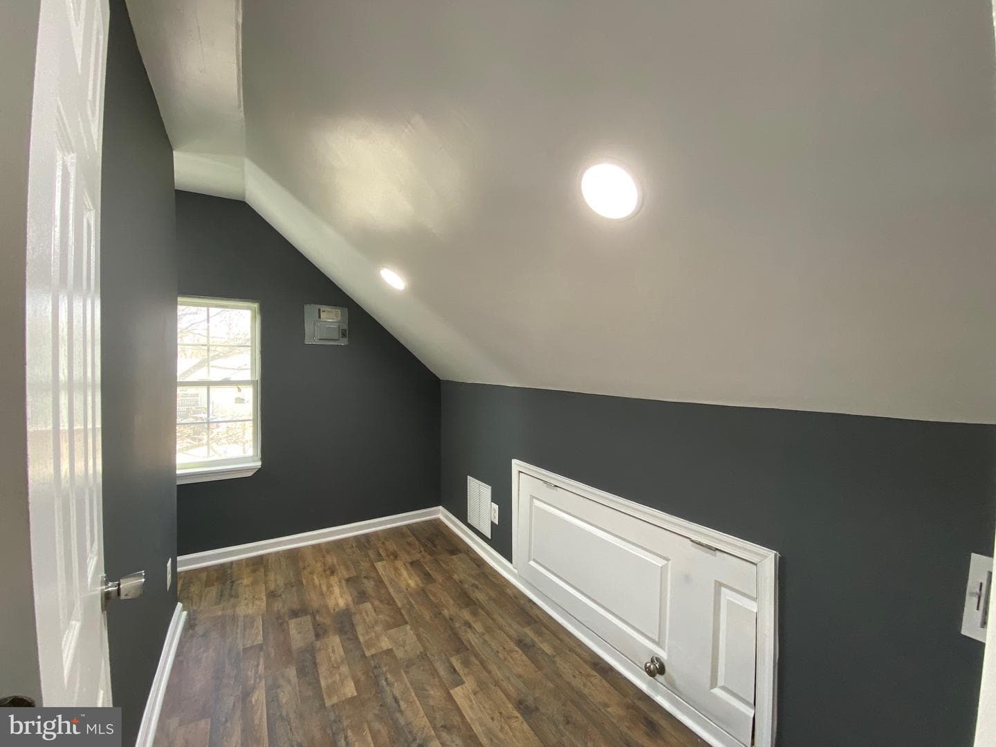 7214 Leona Street photo 27