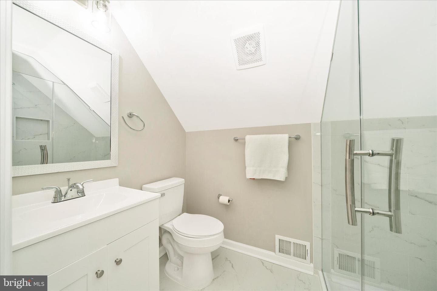 12209 Rolling Hill Lane photo 19