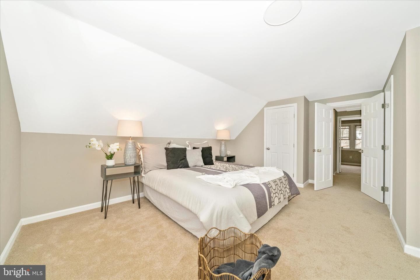12209 Rolling Hill Lane photo 21