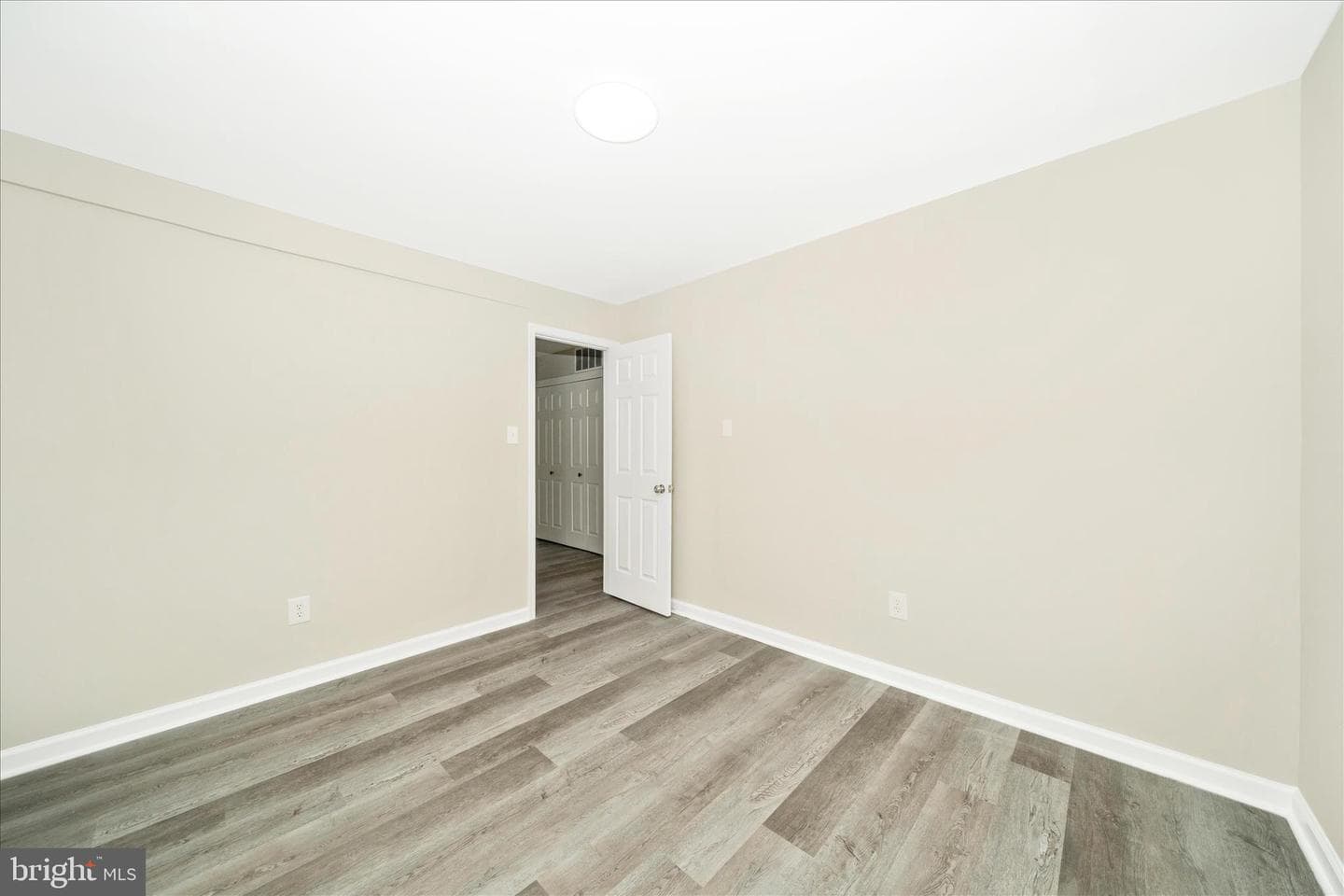12209 Rolling Hill Lane photo 31
