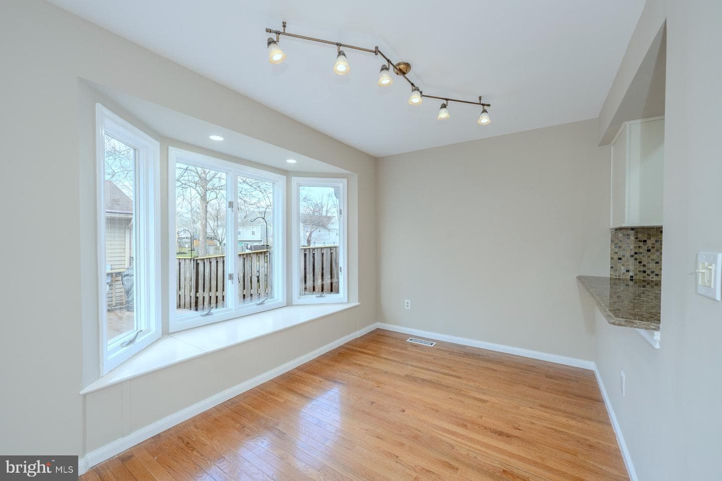 4901 Colonel Contee Place photo 16