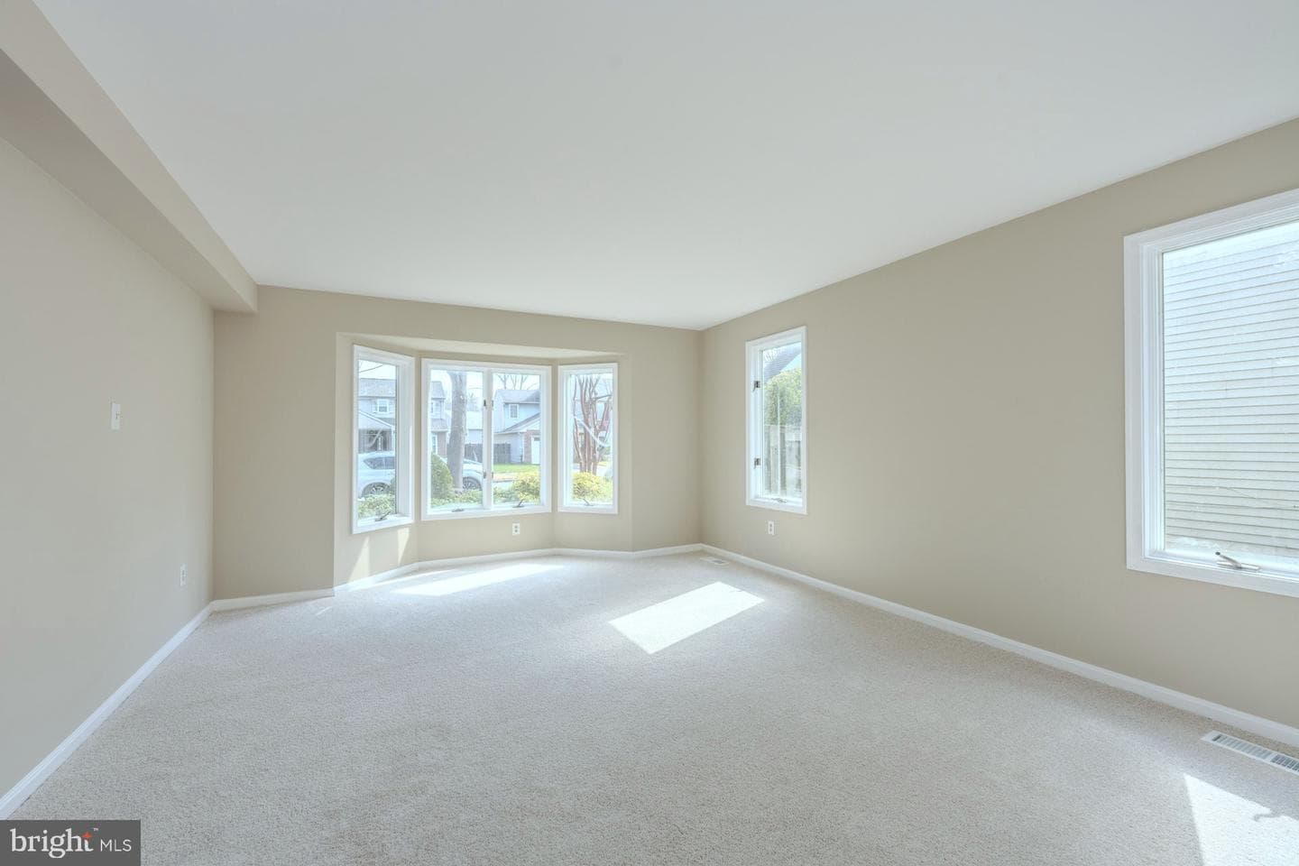 4901 Colonel Contee Place photo 7