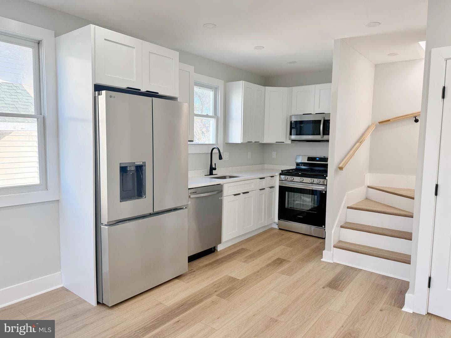 3804 40th Avenue, Brentwood