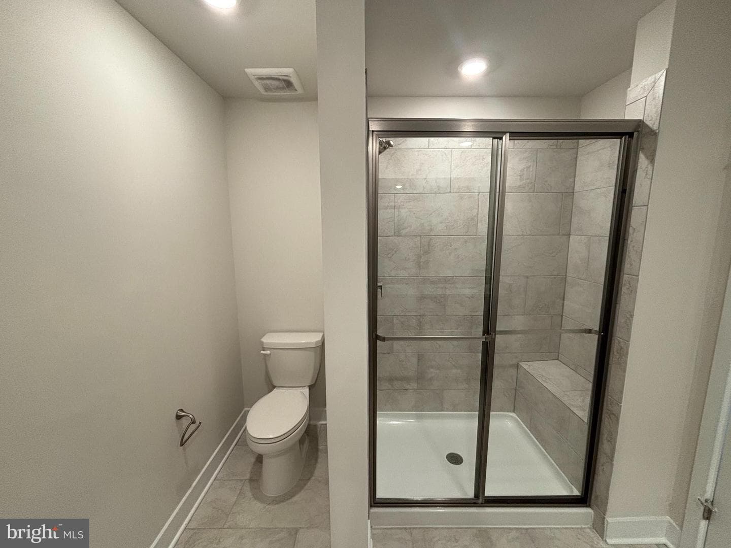 7238 Contee Road photo 9