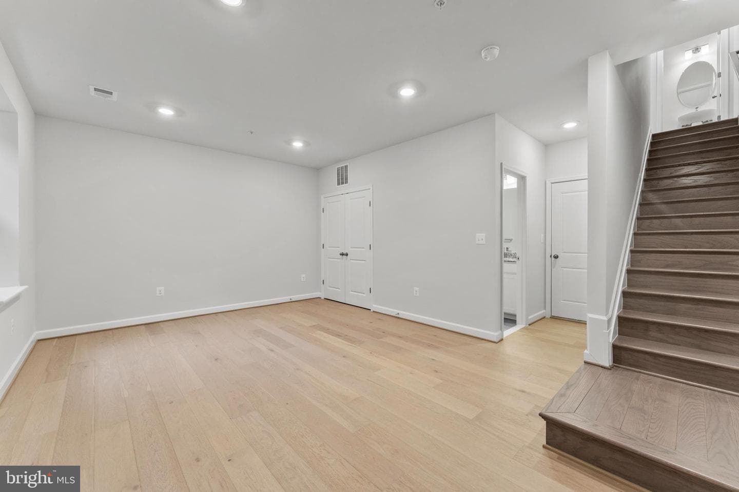 622 Catamaran Way photo 29